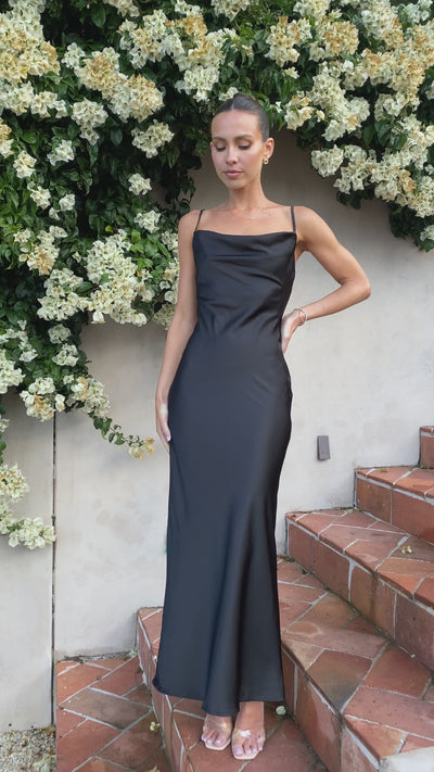 Load and play video in Gallery viewer, Willow Maxi Dress - Black
