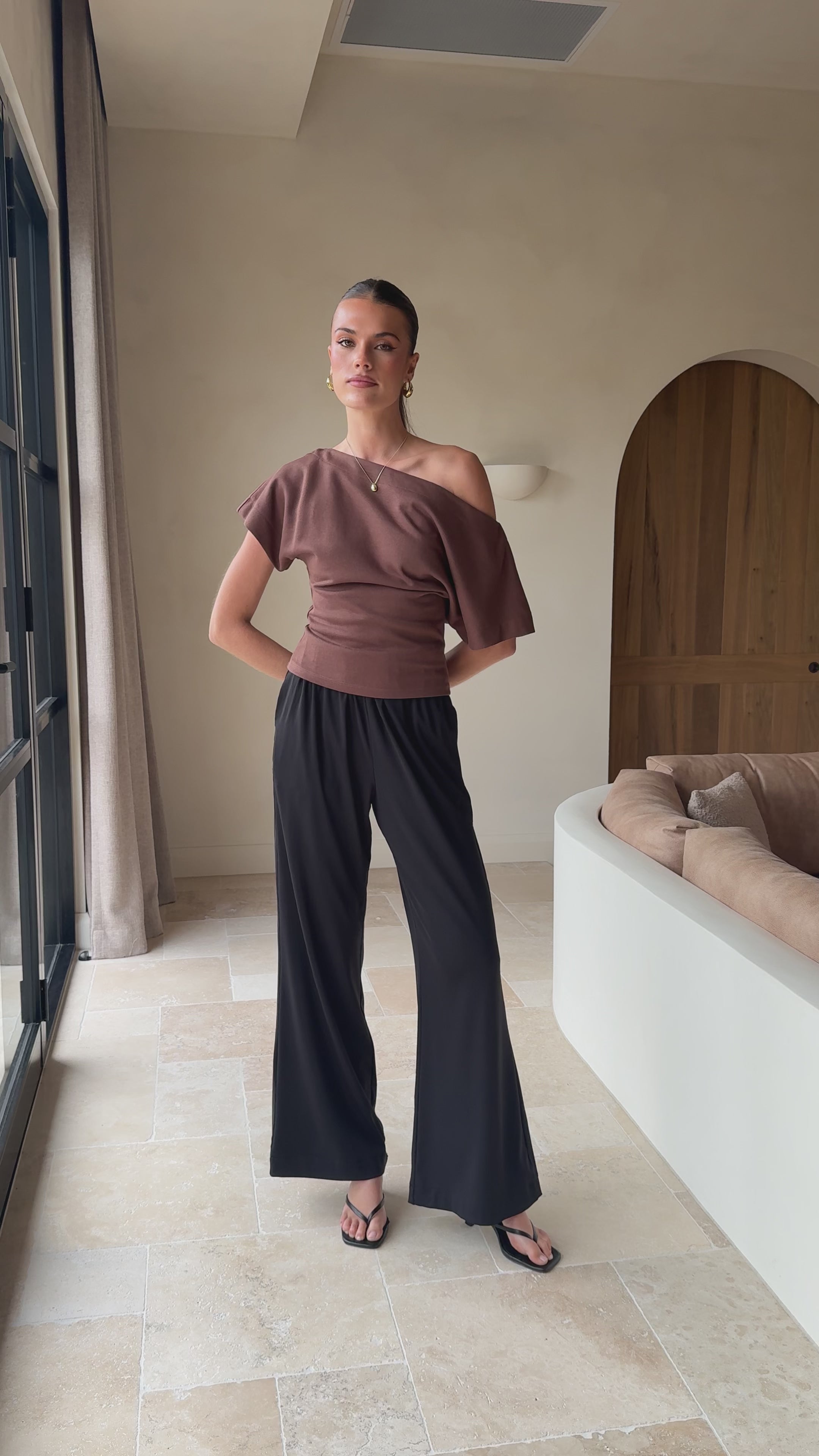 Load video: Deanne Pants - Black - Billy J