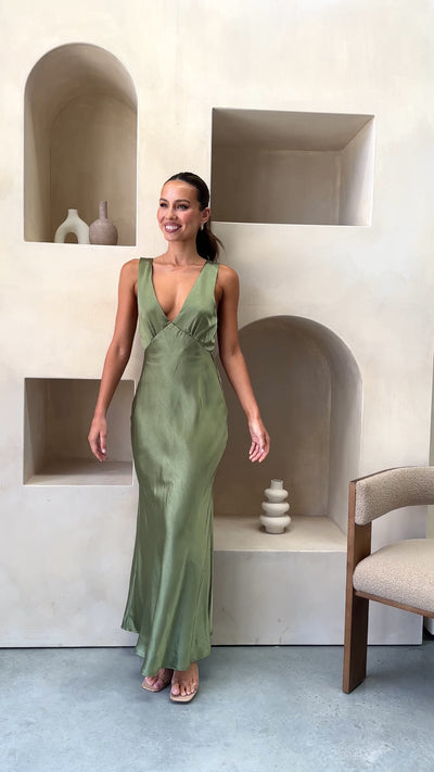 Load and play video in Gallery viewer, Sofia Maxi Dress - Olive
