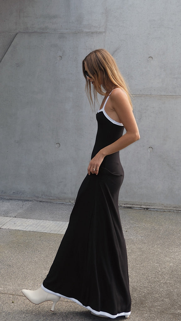 Galinda Maxi Dress - Black / White