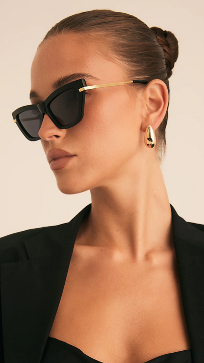 Load image into Gallery viewer, Whitney Sunglasses - Jet Black
