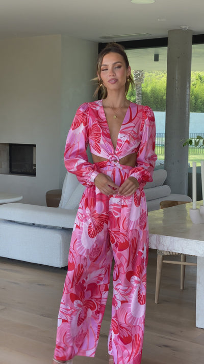 Load and play video in Gallery viewer, Angela Jumpsuit - Pink Floral
