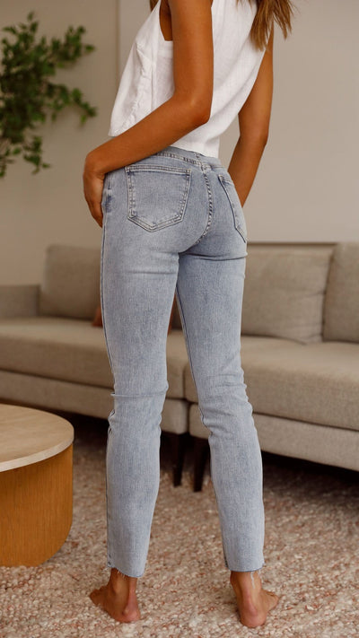 Load image into Gallery viewer, Tyler Jeans - Light Denim - Billy J
