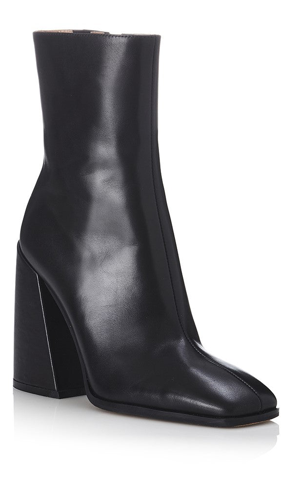 Alias Mae Alana Boot - Black Leather