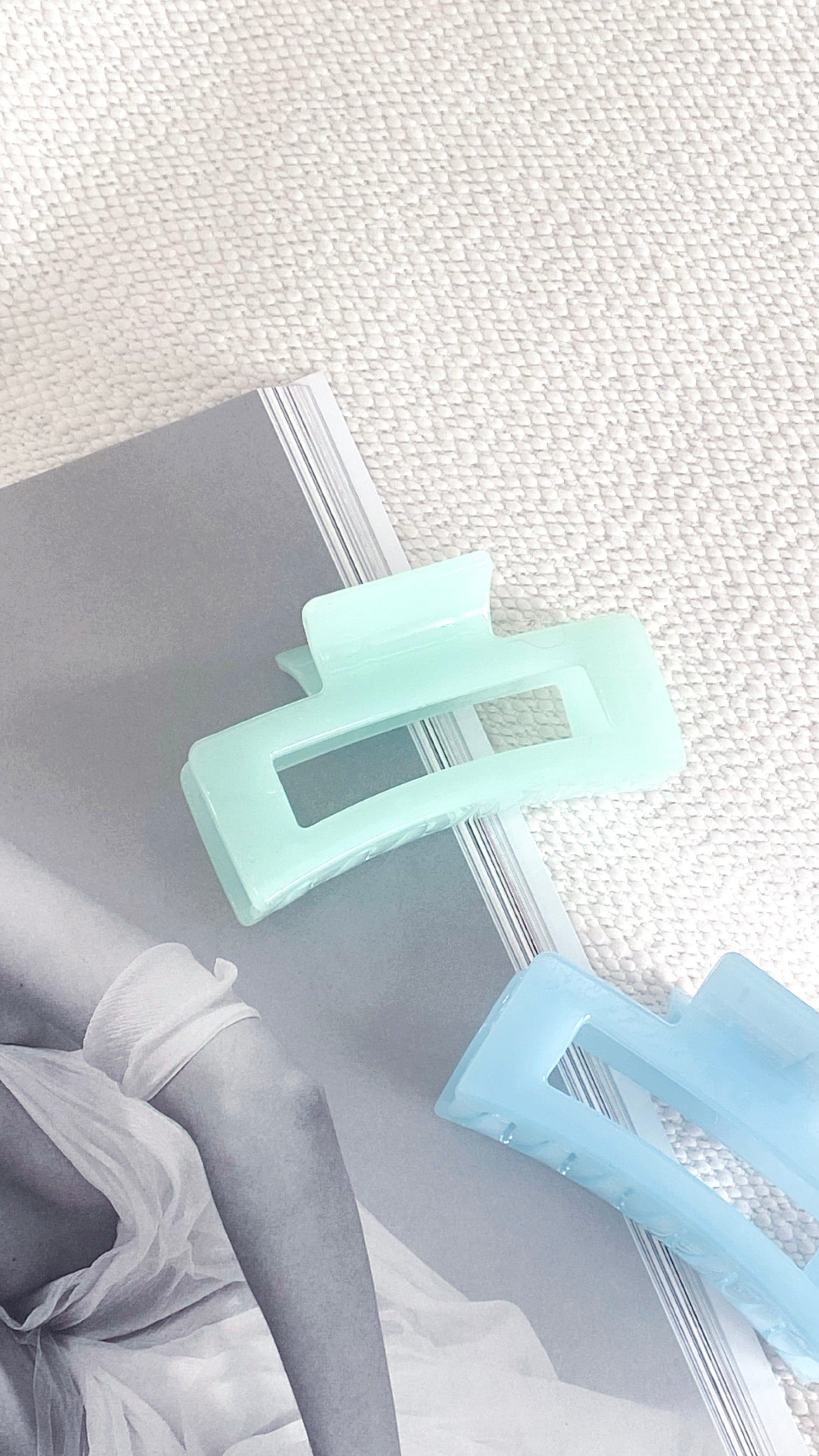 Steph Rectangle Claw Clip - Mint