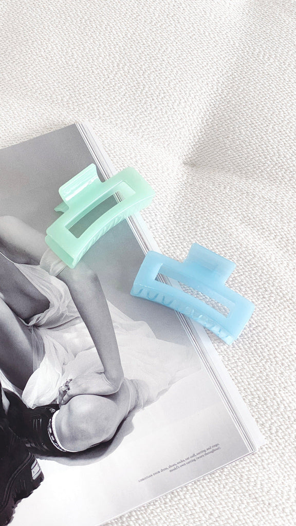 Steph Rectangle Claw Clip - Mint
