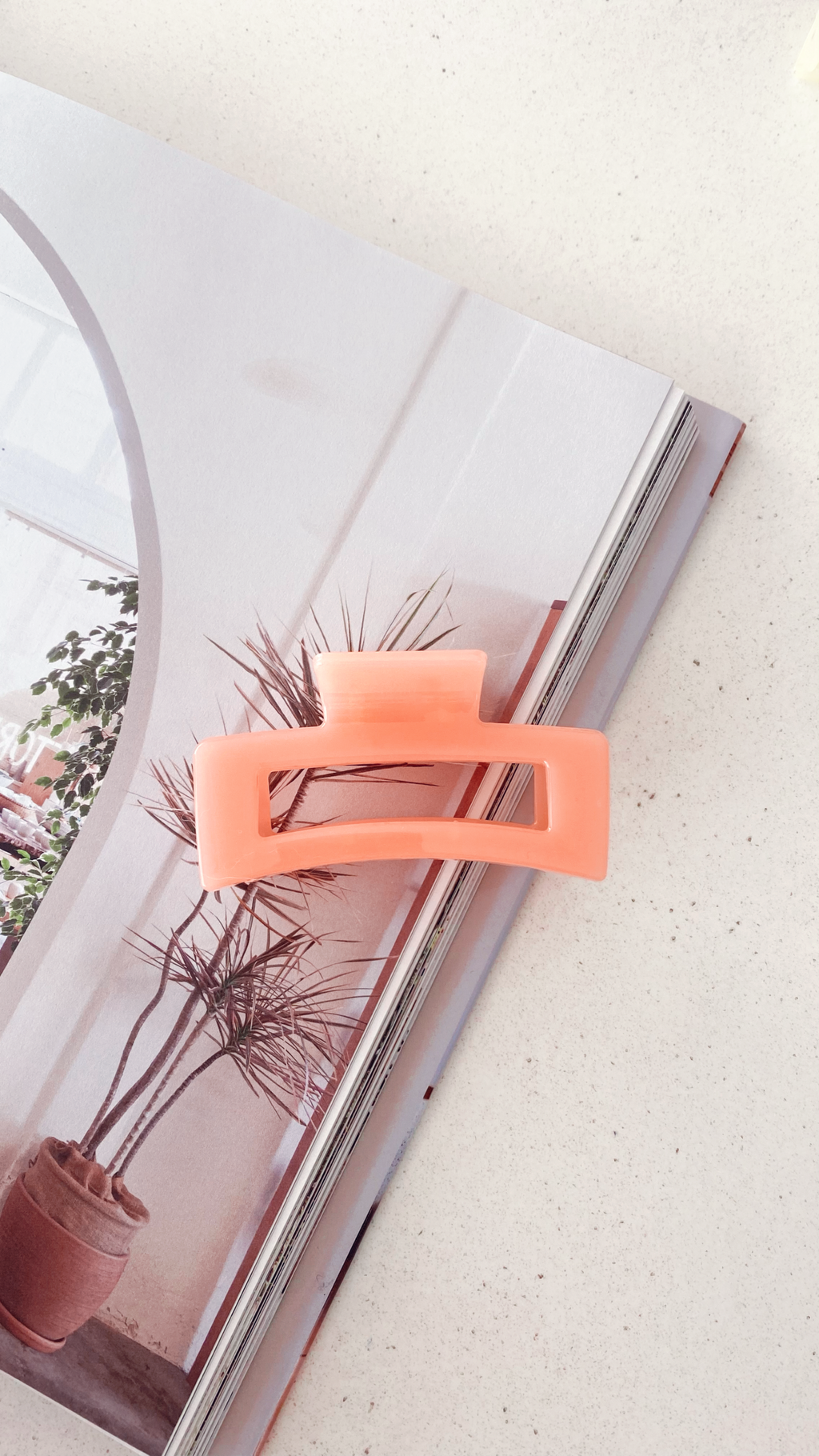 Steph Rectangle Claw Clip - Coral