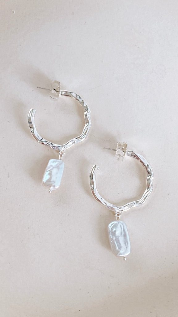 Beaten Metal Pearl Drop Hoops - Silver/Cream - Billy J