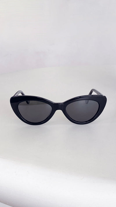 Load image into Gallery viewer, Ochre Lane Isla Sunglasses - Noir
