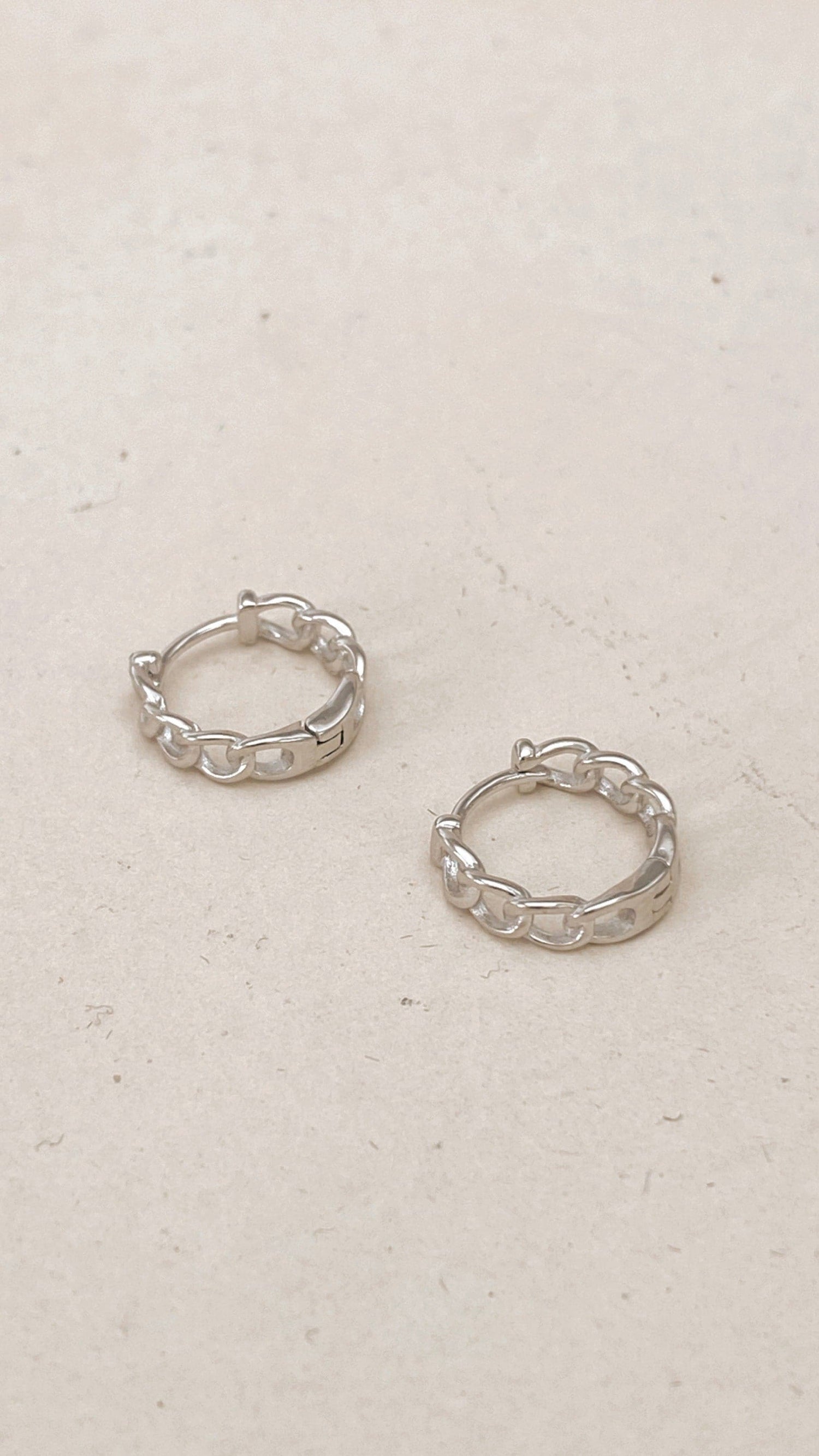 Chain Huggie - Silver - Billy J