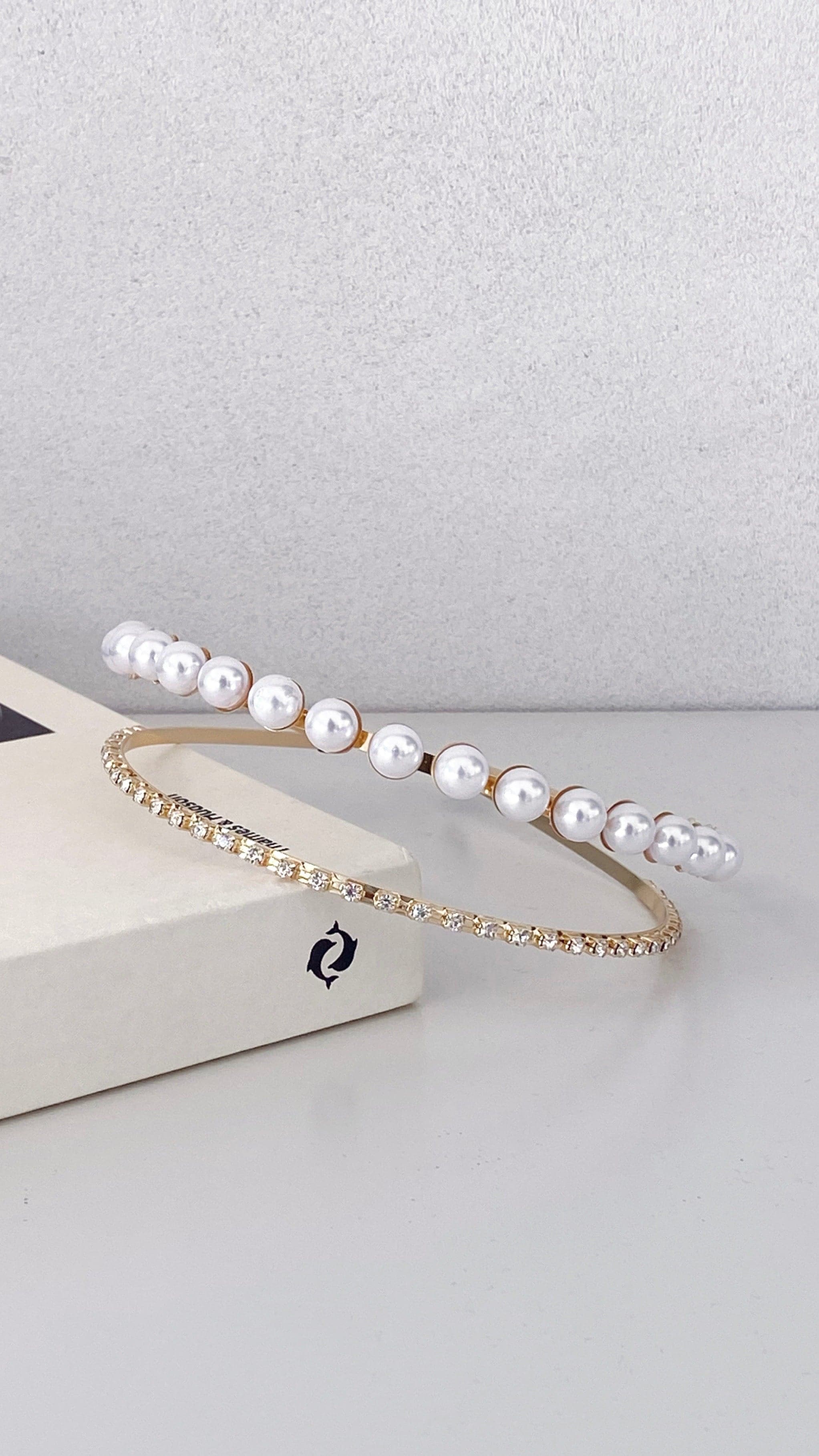 Sinclair Headpiece - Gold/Pearl - Billy J
