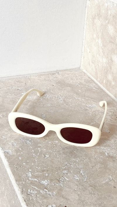 Load image into Gallery viewer, Dania Sunglasses - Beige
