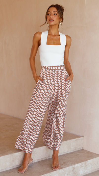 Load image into Gallery viewer, Tiller Crop Top - White
