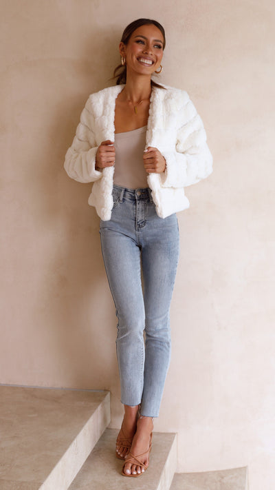 Load image into Gallery viewer, Tully Crop Jacket - White
