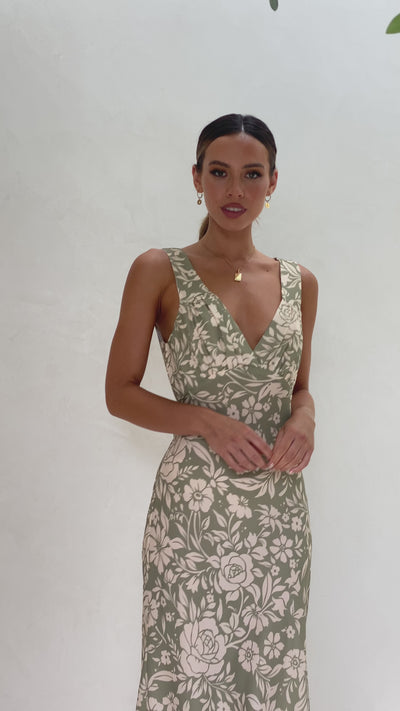 Load and play video in Gallery viewer, Rubie Maxi Dress - Green Floral
